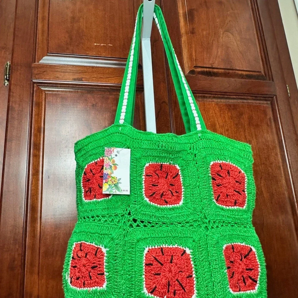 America & Beyond handmade style